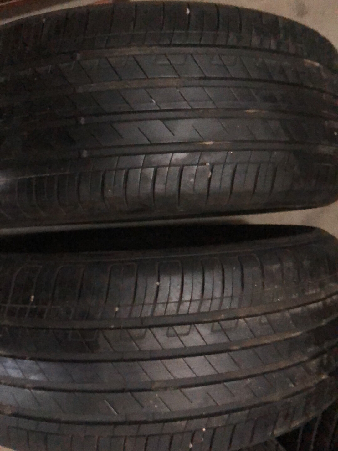 235/45R18二手轮胎 实物拍摄 二手轮胎售出不退不换