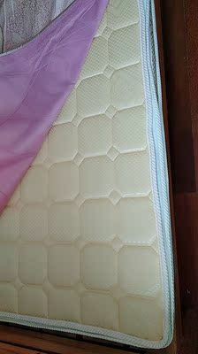 点评麦娜芙乳胶床垫怎么样，有假货吗？是不是真乳胶床垫？