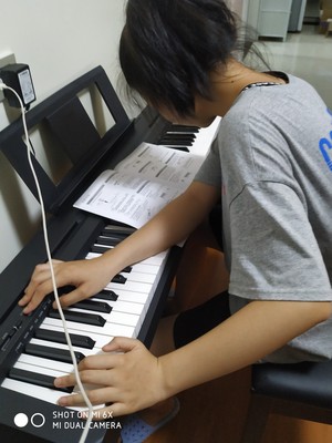 大神评测雅马哈电钢琴怎么样？真的有那么好吗？价格好高