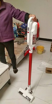 鲨客shark s6和戴森V8吸尘器哪个好??告诉大家实情真相?