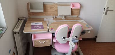 很多家长关注的护童儿童书桌怎么样？是否真的对孩子有用