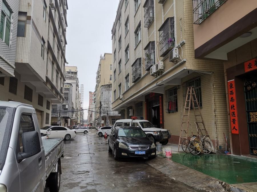 位于汕头市澄海区广益街道埔美美龙区4巷16号的工业用地及地上建筑物