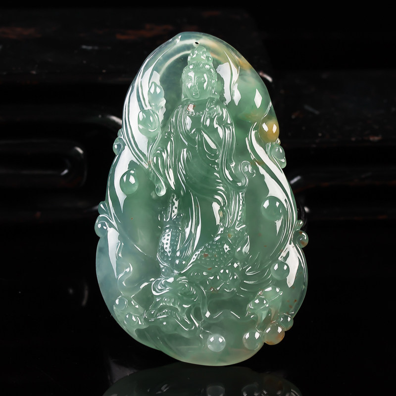 【拍卖】翡翠a货老坑 冰种厚庄大件御龙观音吊坠 71.10g