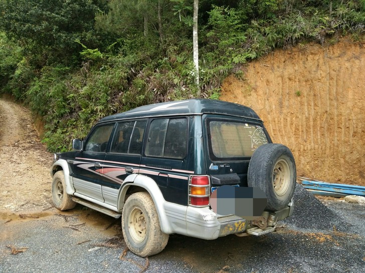 四驱越野