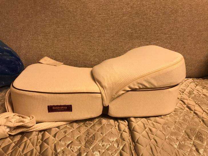 品牌型号贝思奇哺乳枕