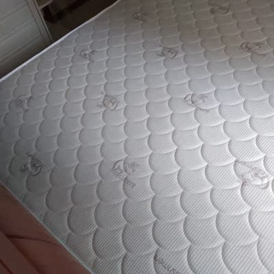 用户反馈：舒达哈佛乳胶床垫怎么样？评测揭露下优缺点