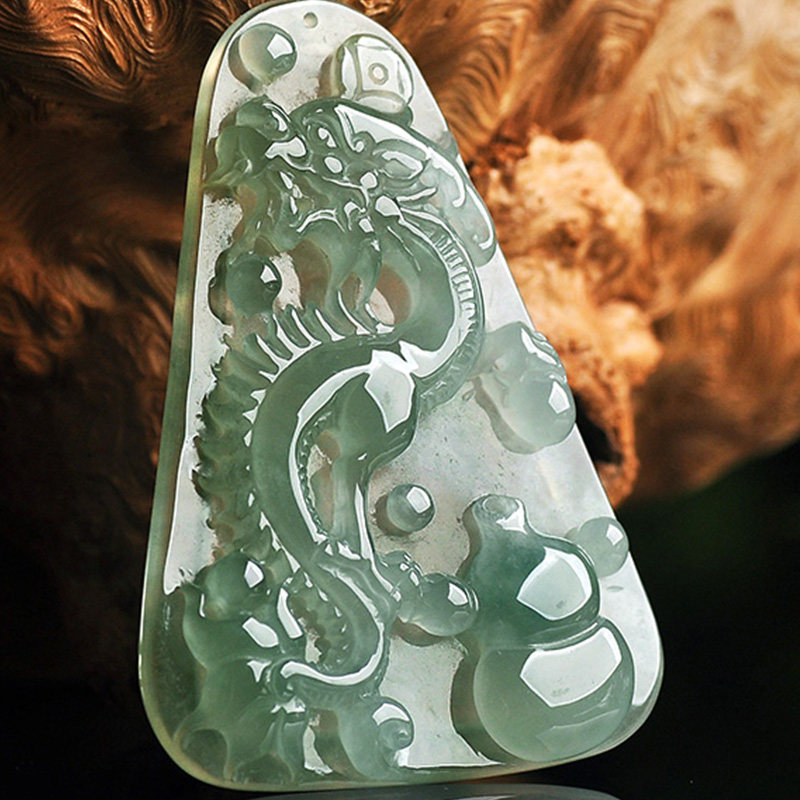 惊石华堂 老坑冰种细腻精雕祥龙戏珠翡翠挂件19.36g