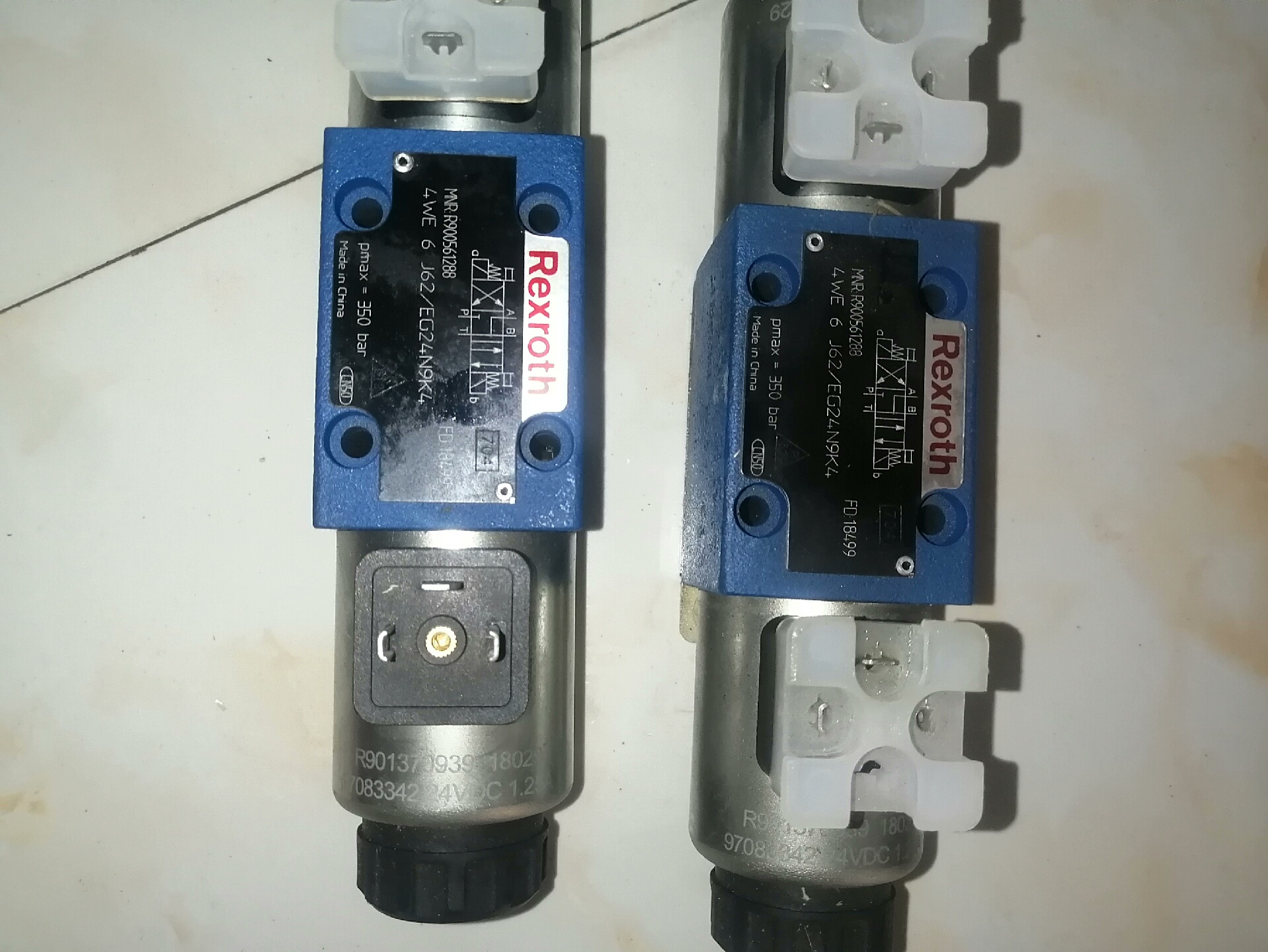 Rexroth 4WE6J62/EG24N9K4