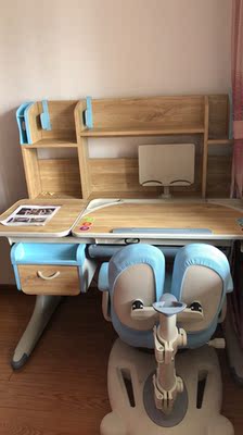 刚上小学用博士有成儿童学习桌效果怎么样？值得入手吗？