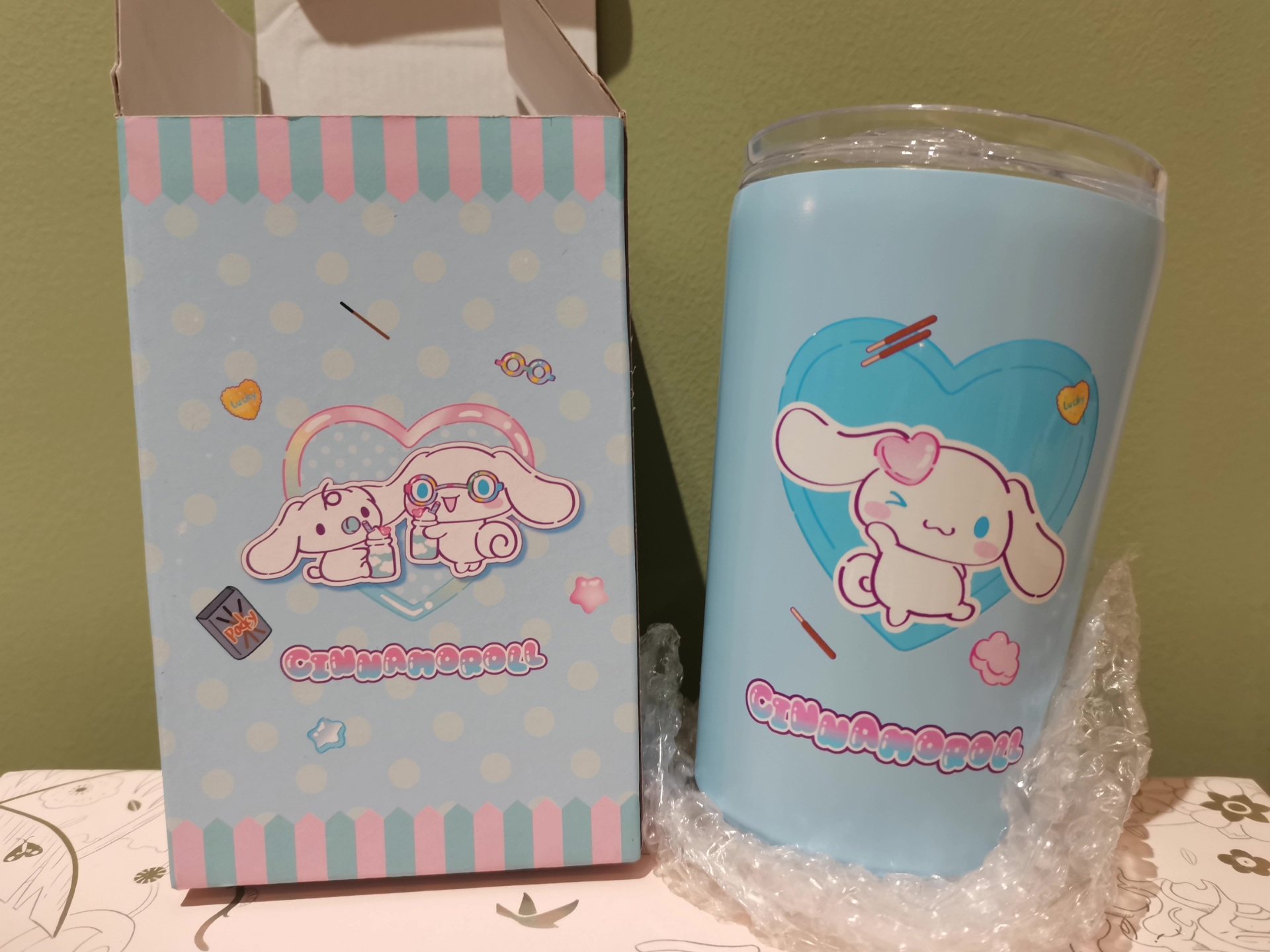 Grigori Sanrio, a big-eared guilded dog, 304 unsweet steel cups to keep the water warm.
