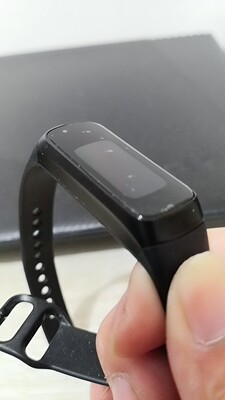 入手真实评测三星galaxyfit2运动手环怎么样使用参数说说优缺点