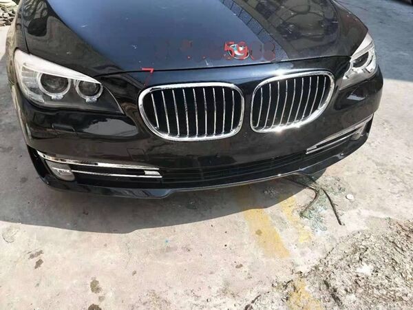 宝马745拆车件油箱盖线