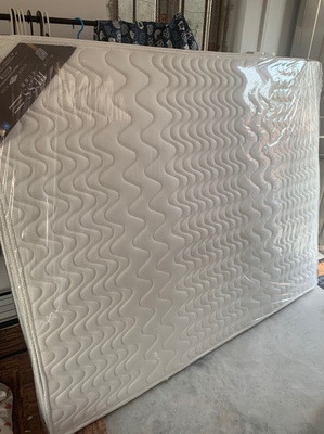 请问大家：皖宝席梦思床垫怎么样？是一线品牌吗？