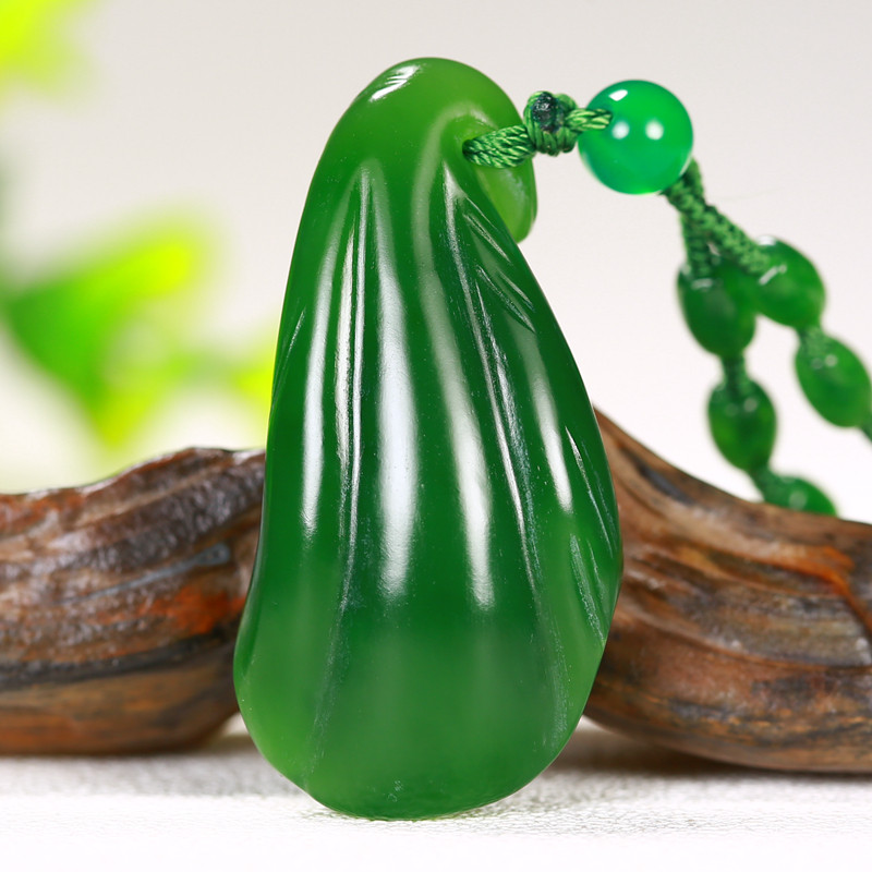 连连发财 菠菜绿无黑点 新疆精品和田玉碧玉挂件重量13.3906克