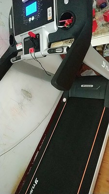 大家对比下爱康跑步机好还是速尔好?2选1你选哪个?具体点