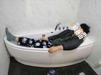 发帖和大家咨询下，果敢蛋形亚克力独立式简约浴缸好用吗?