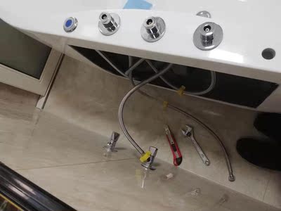 深度评测：果敢独立式亚克力浴缸质量怎么样?口碑很差?