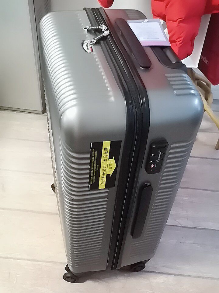 diplomat行李箱怎么样?有人知道吗? - 乐器教程网