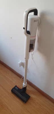 小狗吸尘器和飞利浦吸尘器哪个更好，说真的配置区别大吗