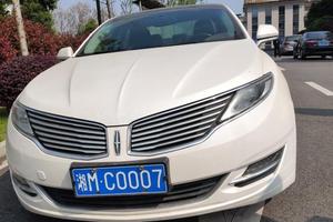 位于永州市零陵区人民法法院地下停车场内的林肯牌轿车(车牌号为:湘mc