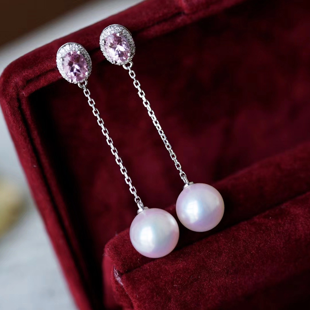 8-8.5mm 日本akoya珍珠耳线 18k金镶嵌 搭配摩根石 白透粉