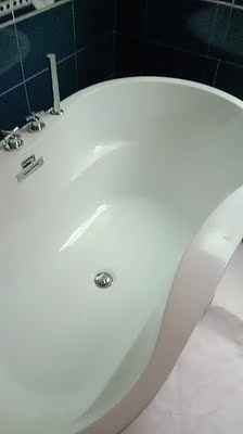 深度评测：果敢独立式亚克力浴缸质量怎么样?口碑很差?