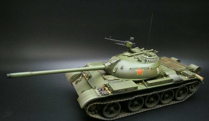 miniart59式坦克模型炮塔内有简单内构不可活