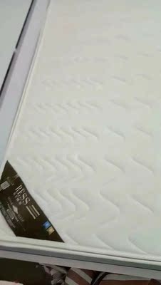 大家谈谈求内行说皖宝乳胶床垫怎么样，是真的乳胶吗？有味道吗？