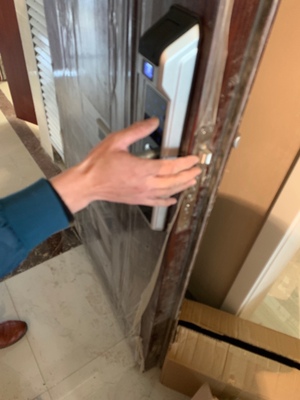 真实使用感受新房装修用品多P1智能指纹锁怎么样，方便实用吗？灵敏吗？