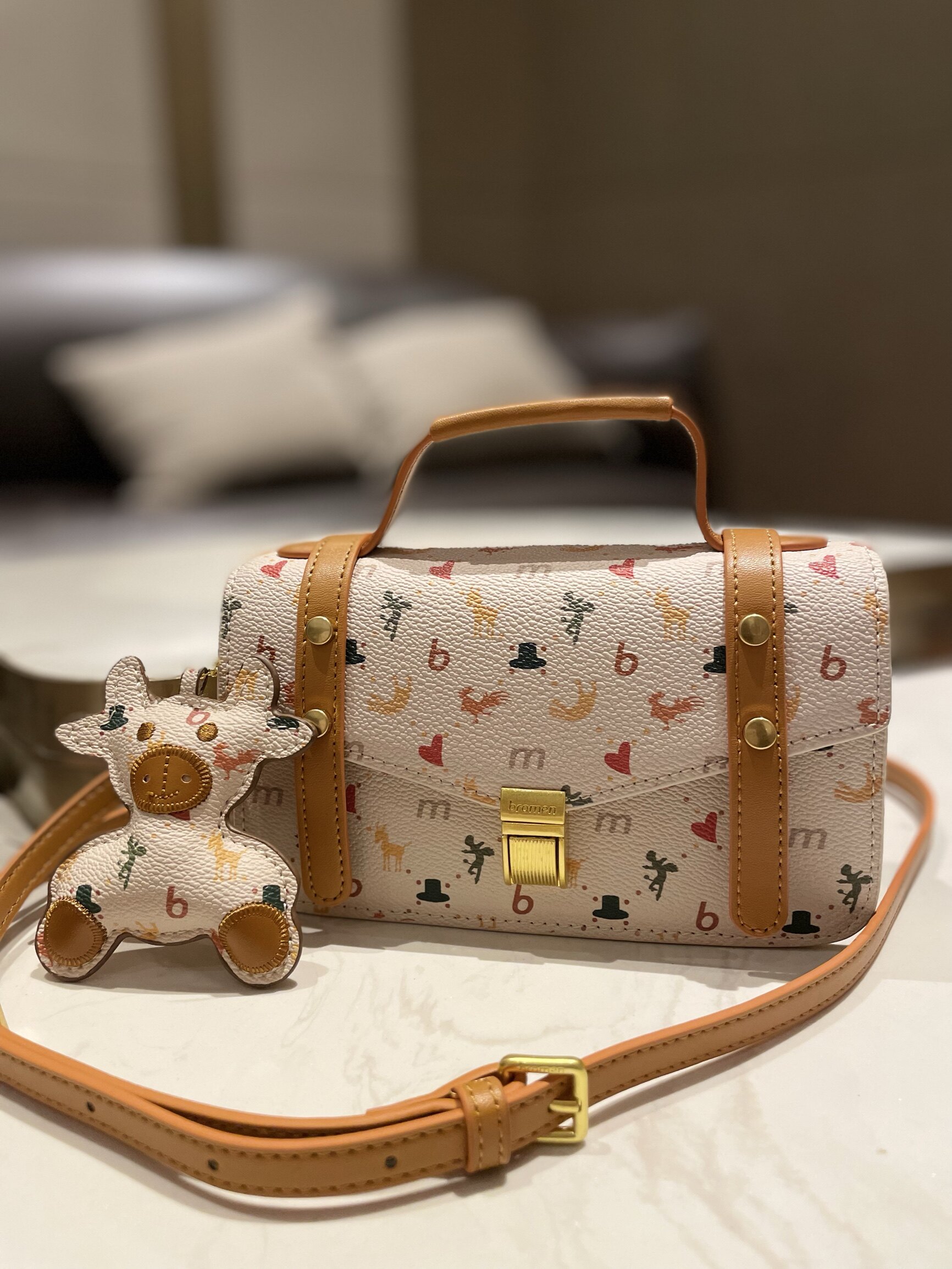 不莱玫老花礼盒小众手机包小巧可爱的日常伴侣300元左右女友礼物