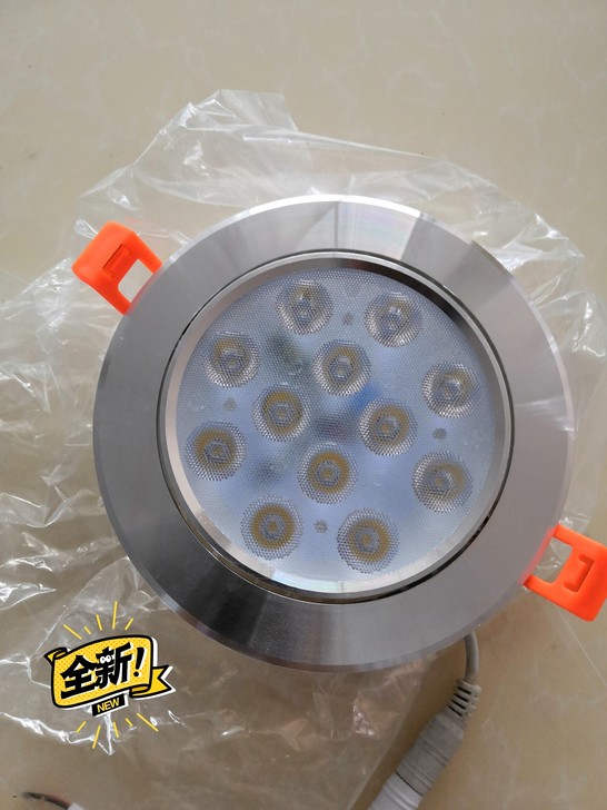 LED天花灯系列12W天花灯嵌入式客厅商用吊顶筒灯135mm