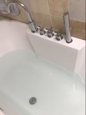 我来告诉你:科勒铸铁浴缸质量怎么样?能用多长时间?