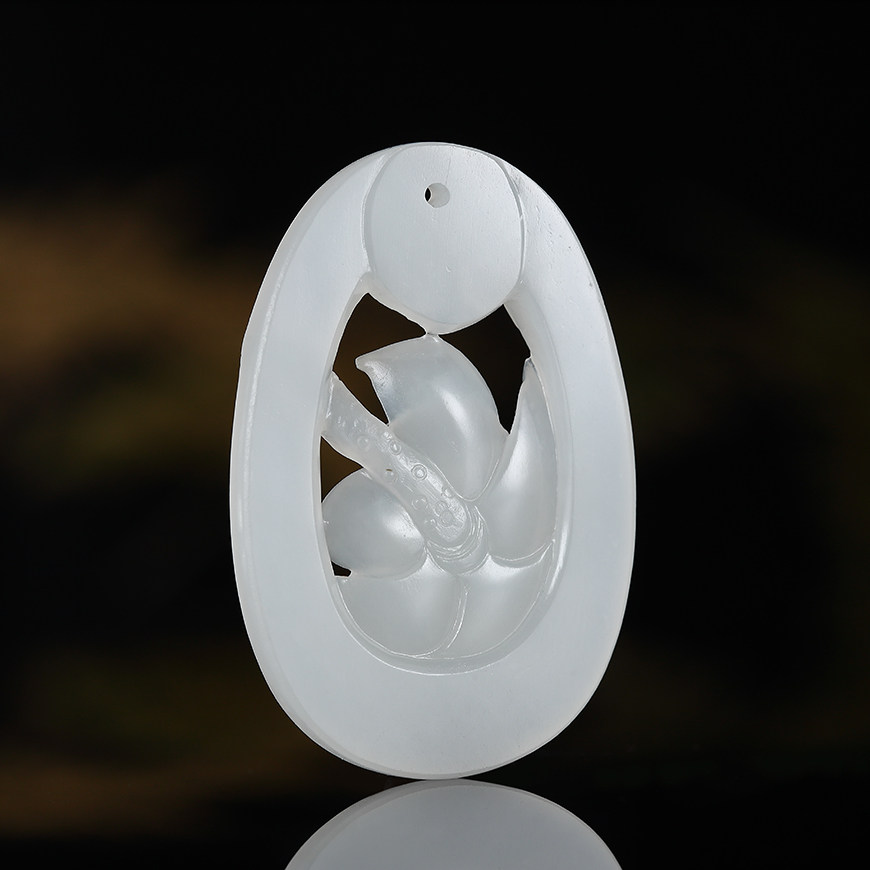 苏州玉雕馆新疆和田白玉好运连连一品清廉苏工雕刻福挂件10克吊坠