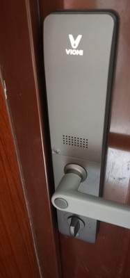 目前看来对比云米指纹锁和小米指纹锁哪个好用，两者有什么区别？