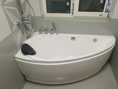 【求助大家】大神说东霸人造石独立浴缸好用吗?没有差评?