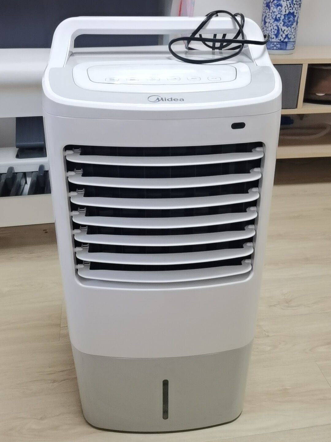 95新美的空调扇原价580元,现价380元!