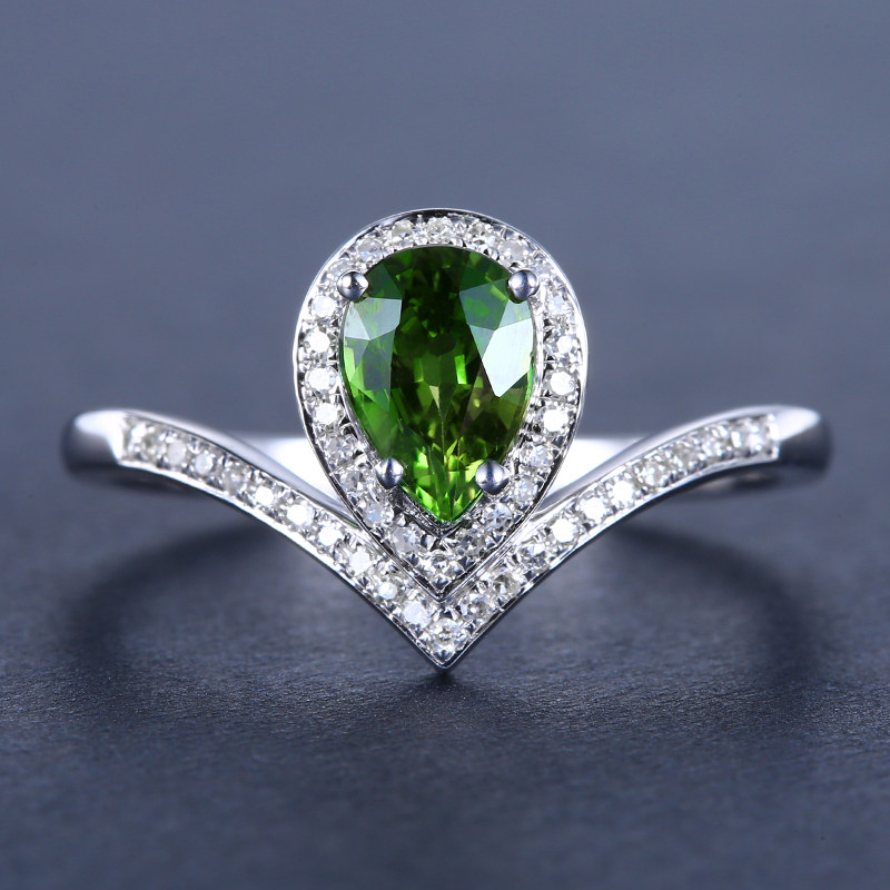 18k白金镶总计1.13克拉绿色蓝宝石戒指伴镶钻石 善合 236830