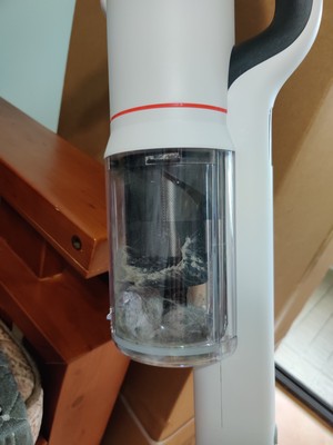 小狗吸尘器好还是飞利浦吸尘器好,大家分析一下之间差别