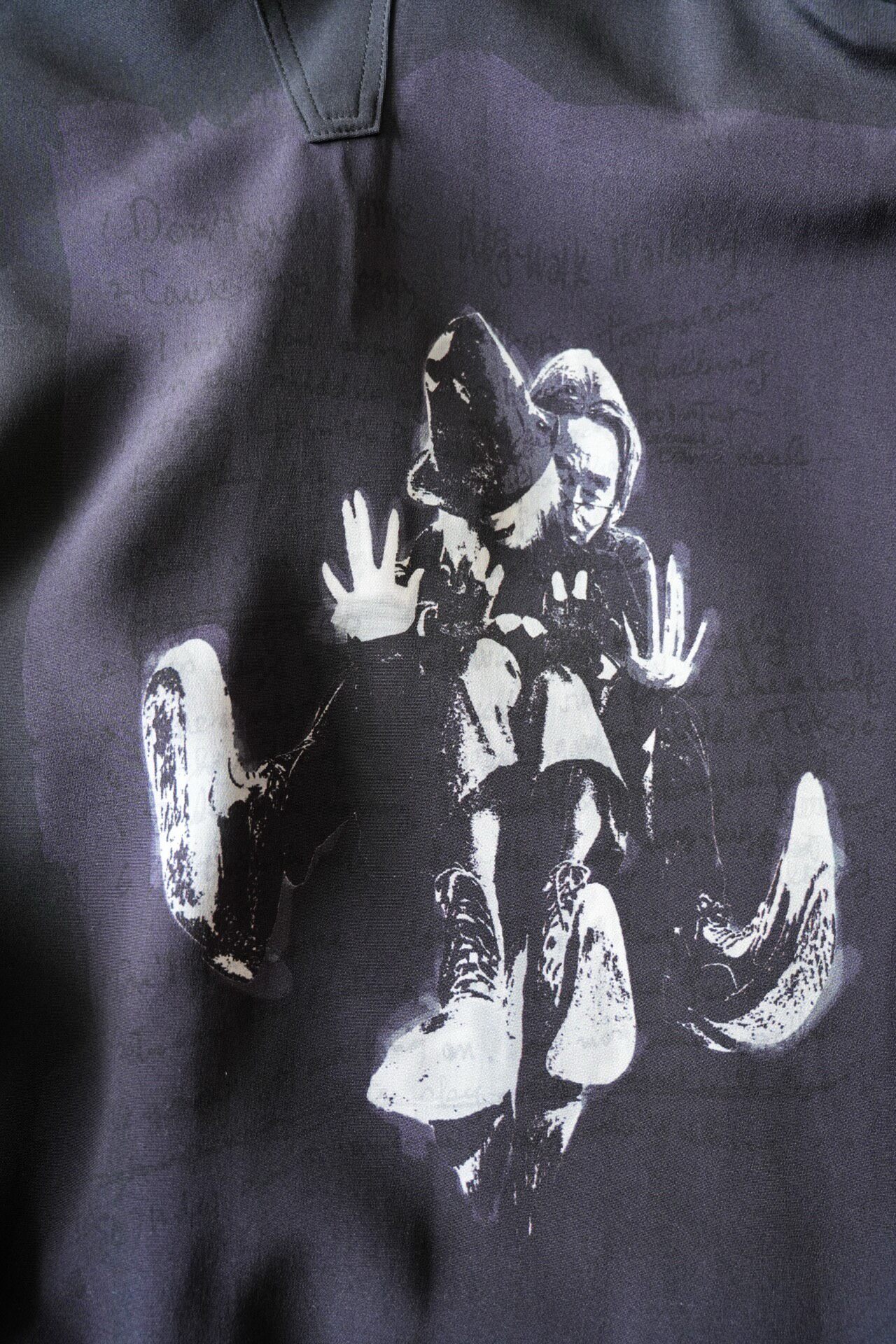Yohji Yamamoto 22AW Oversized Silk Print Coat — detail