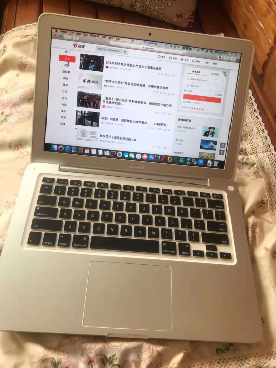 苹果笔记本电脑macBookpro低价转让个人自用，一直闲