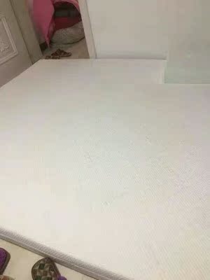 火爆的【口碑解析】比较舒达和丝涟床垫哪个好?哪个髙档?