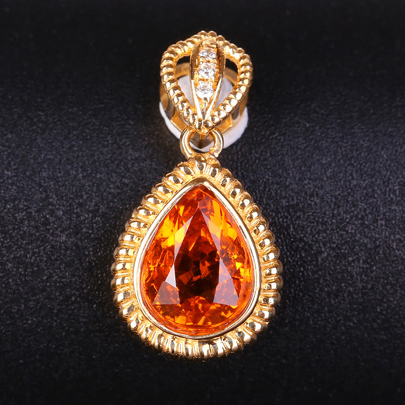 1.67ct 芬达石吊坠18k金 5b5152