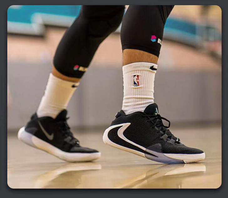 篮球鞋男字母哥1篮球鞋比赛专用实战耐磨透气运动鞋球男鞋子战