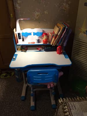 很想知道乐仙乐居儿童学习桌实木书桌怎么样?对孩子有帮助