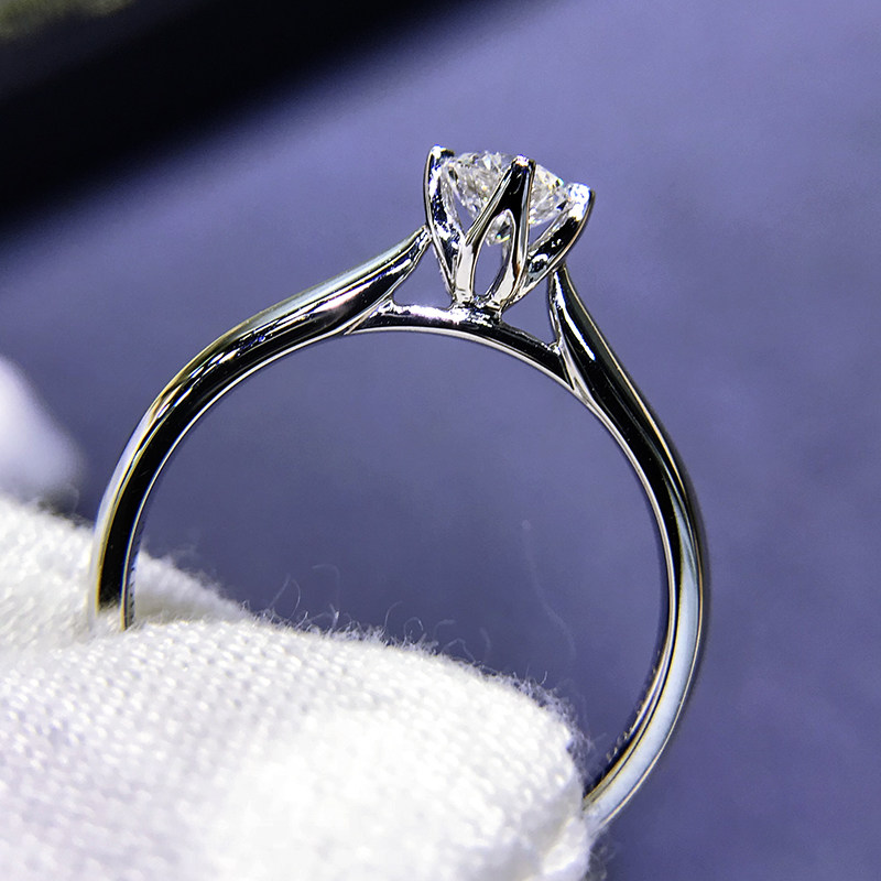 gia证书0.30ct e色 si1净度 送18k金 四爪 钻石戒托