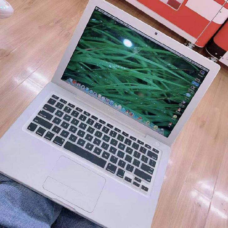 二手自用苹果笔记本电脑t女神自用MacBookpro