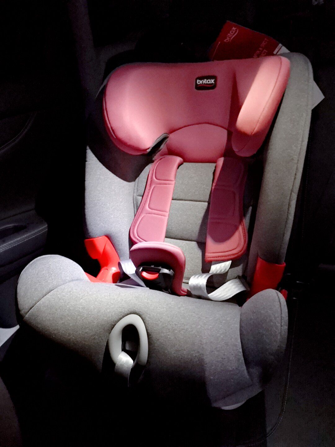 宝得适儿童安全座椅正确安装方法