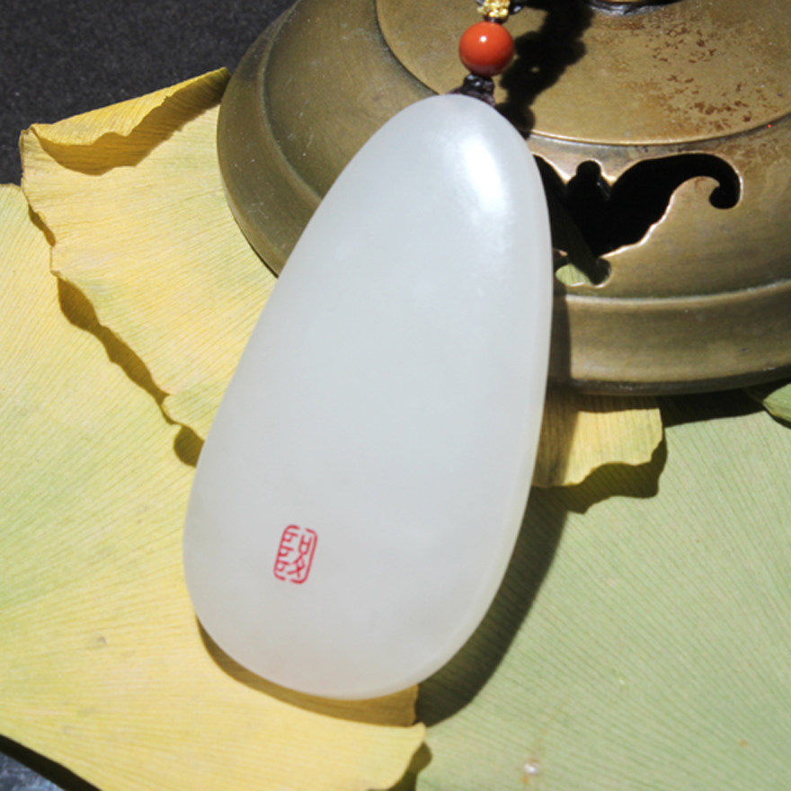 【苏州阿多玉雕】《清莲》新疆和田籽料荷花挂件吊坠男女款苏工