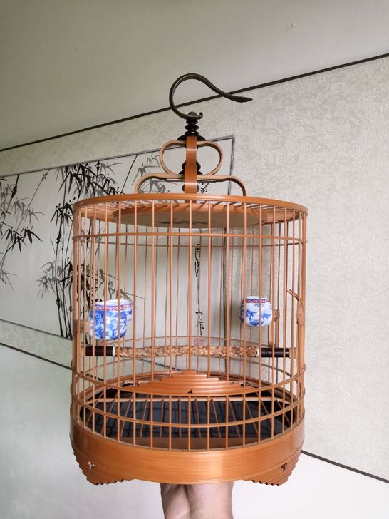 川笼杂鸟笼，川笼名家贺绍忠制作，七寸线脚杂鸟笼，盘玩四年，笼