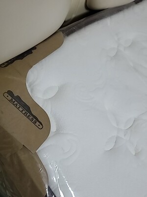 【求帮忙】8H乳胶床垫怎么样？实话说说质量靠谱吗？